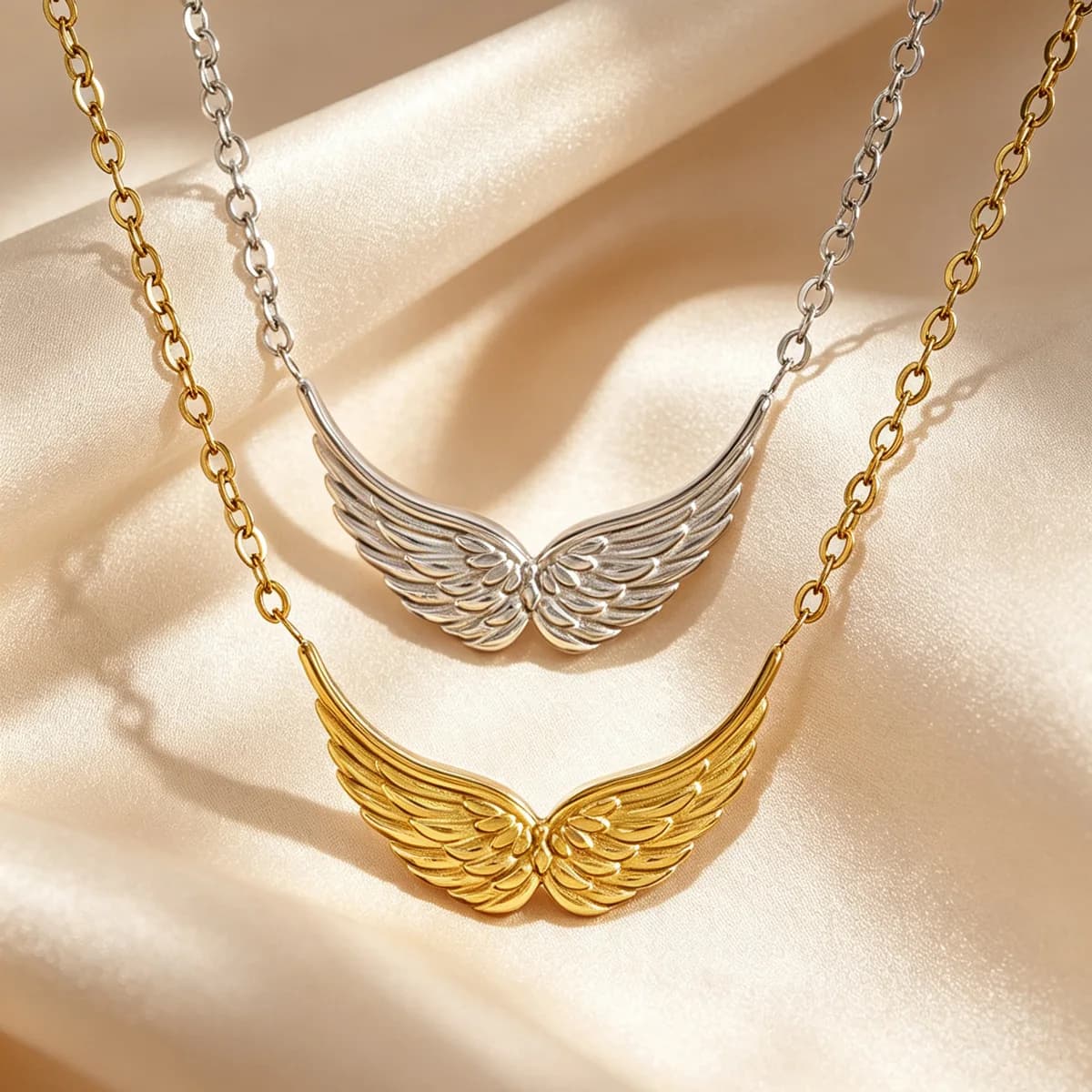 Stainless Steel Personalized Angel Wings Pendant Necklace for Women High-grade Non-fading Waterproof Trendy Jewelry Accessories