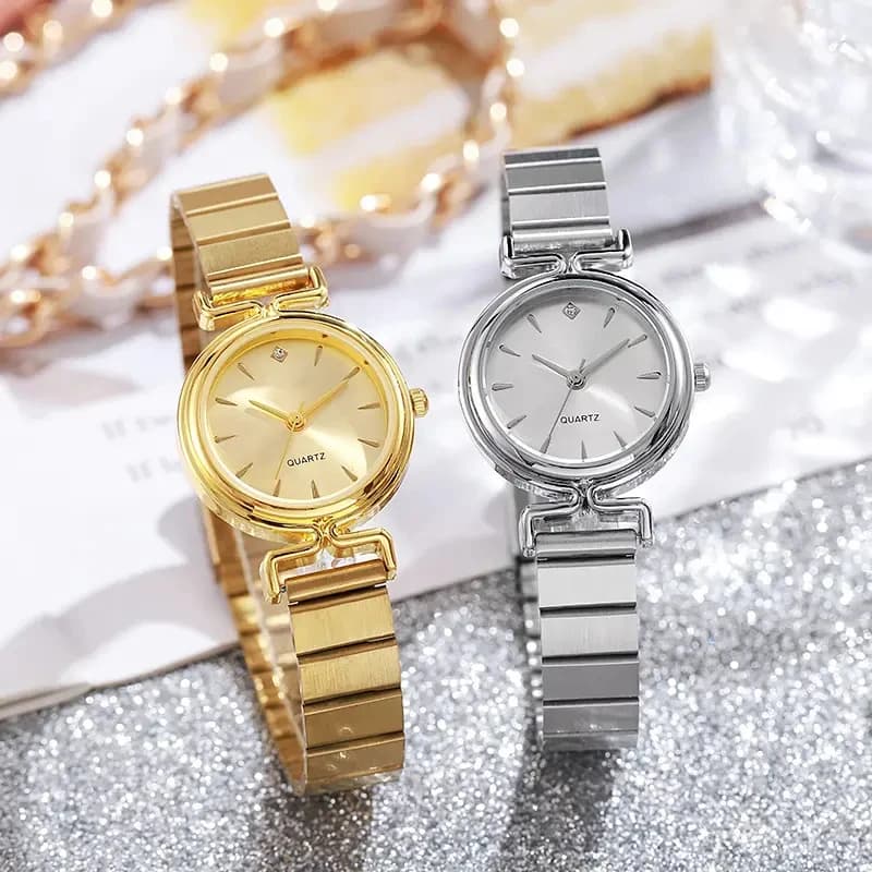 New Women's Watch Women's Watch with Fashionable Steel Strap for Exquisite and Minimalist Quartz Schoolgirls
