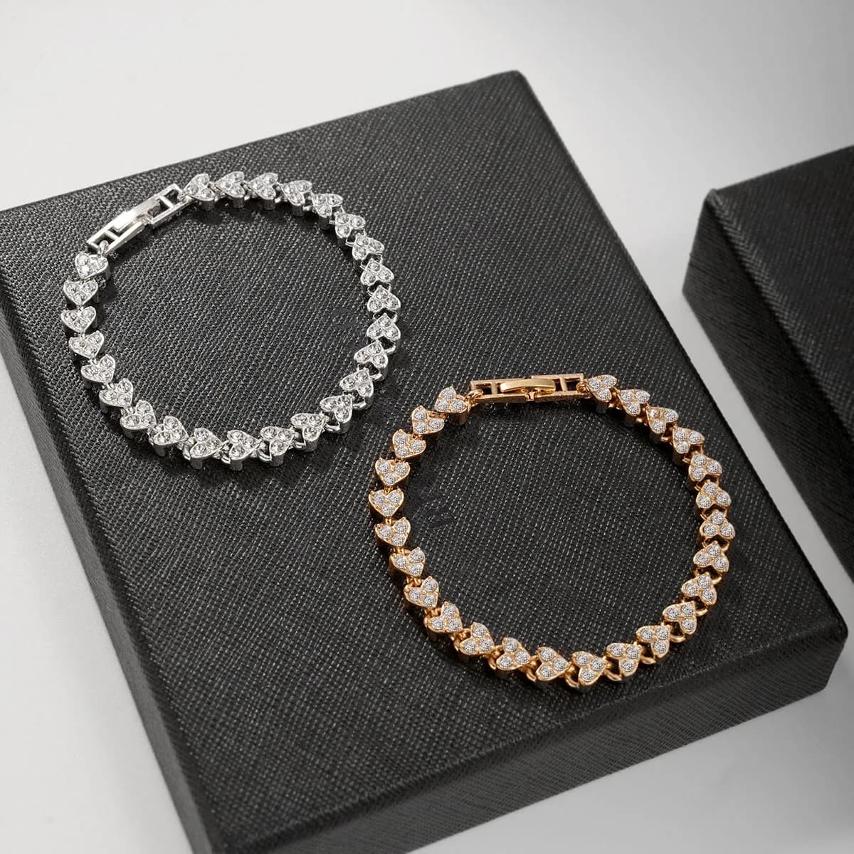 Braccialetti a catena geometrica di cristallo romano di lusso per le donne Trendy 2024 Goth Braccialetti con ciondoli con strass completi Accessori per gioielli da sposa
