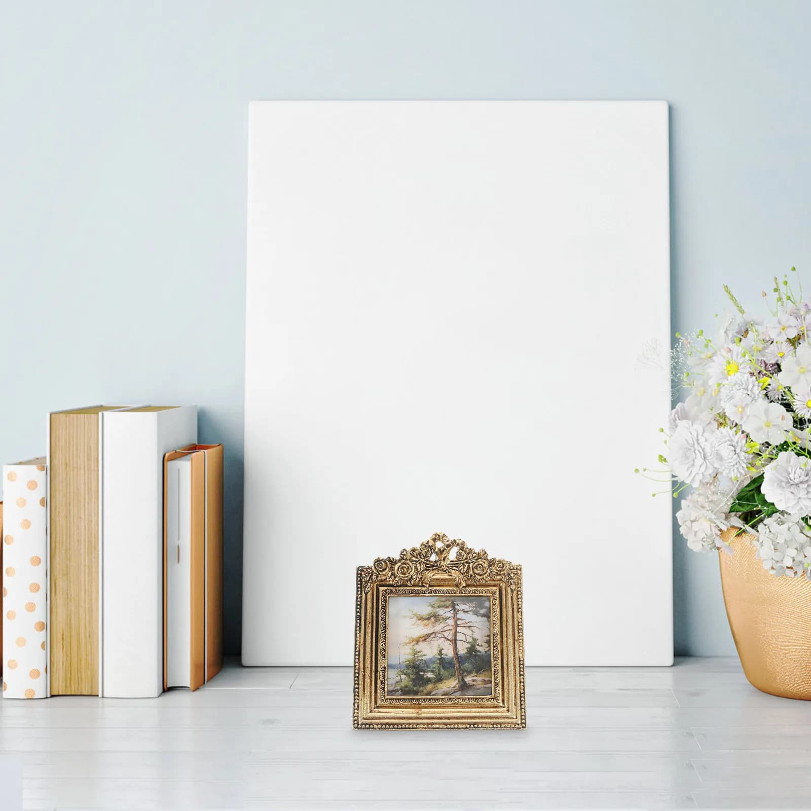 Photo Frames European Decorative Picture Displaying Holder Golden Delicate Home