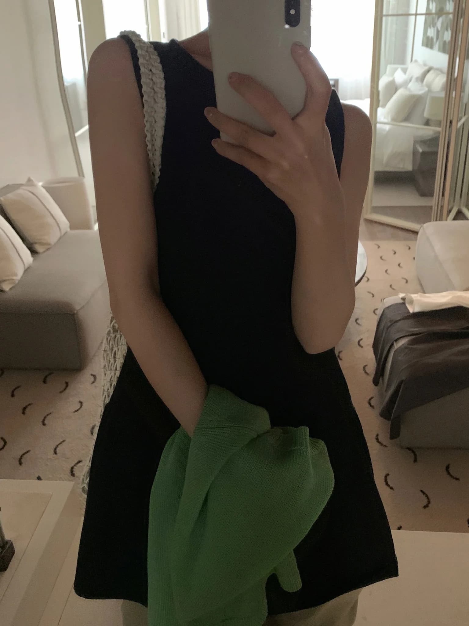 Abito Elegante Nero Chic con Vita Sottile, Stile Gilet, Gonna a Trapezio, Senza Schienale, Moda Coreana, Abito Casual da Donna Primavera