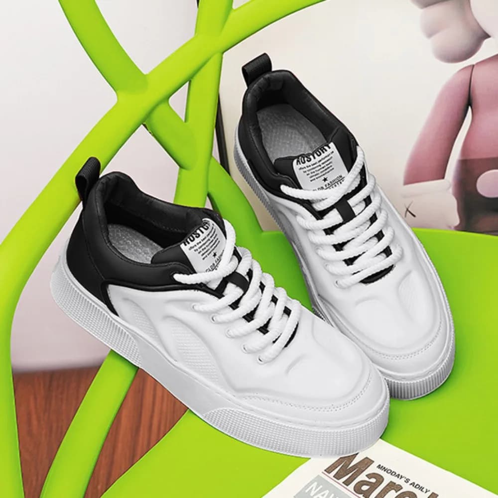 Scarpe da tavola Casual a taglio basso scarpe sportive Casual scarpe da uomo versatili alla moda Zapatos Casuales Sneakers a fondo piatto da uomo