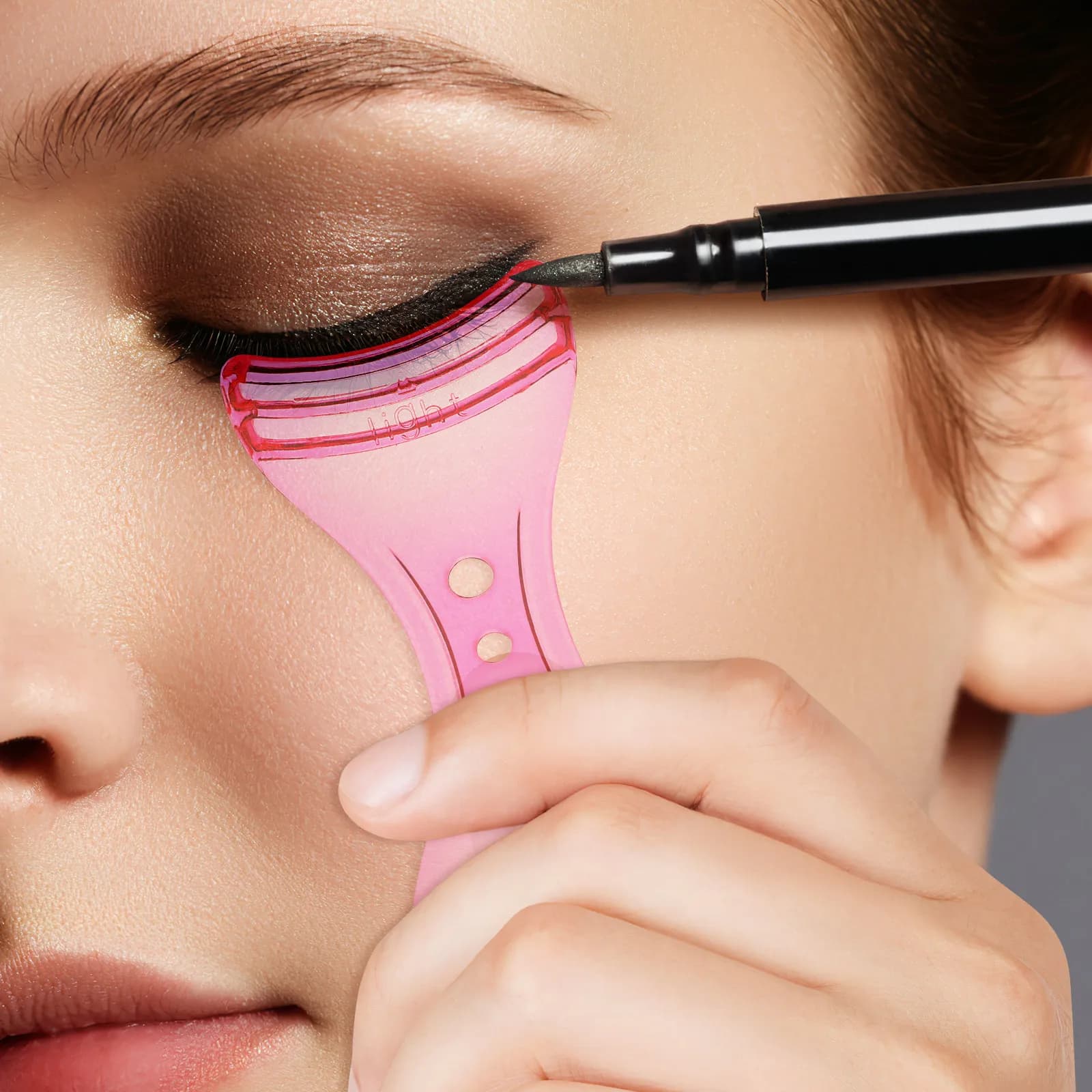 1 set di applicatori a pettine e stencil per eyeliner, strumenti di protezione per mascara, kit di accessori per il trucco
