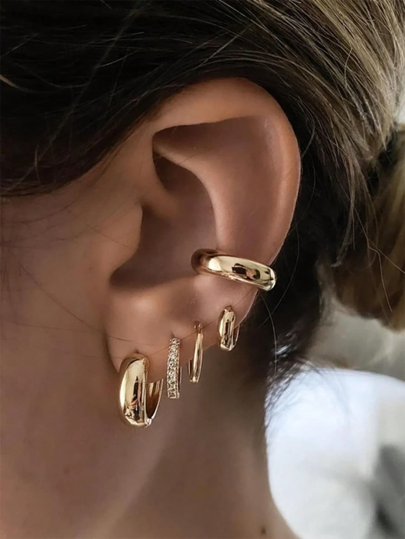 Set di 6 orecchini a cerchio e ear cuff a forma di C placcati in oro, gioielli minimalisti unisex per uso quotidiano, appuntamenti e vacanze