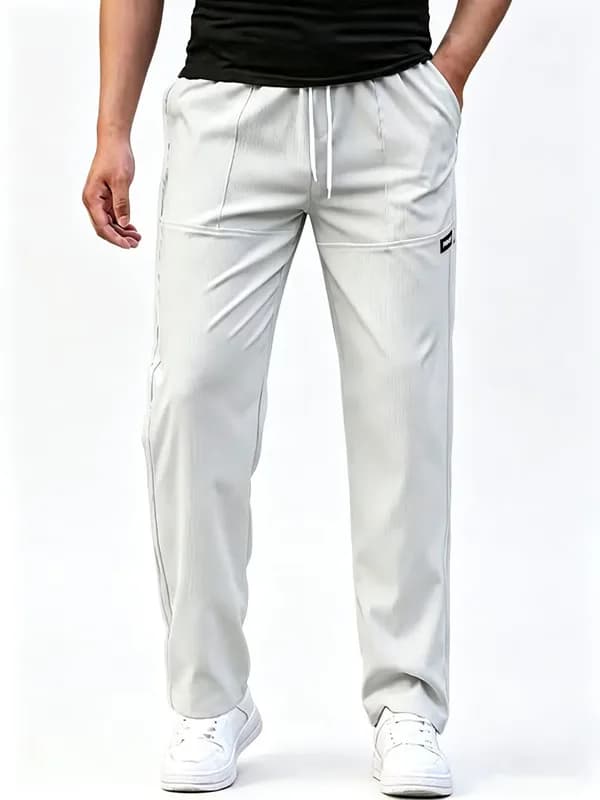 Pantaloni casual da uomo comodi e versatili, modello estivo europeo molto venduto, pantaloni larghi e comodi.