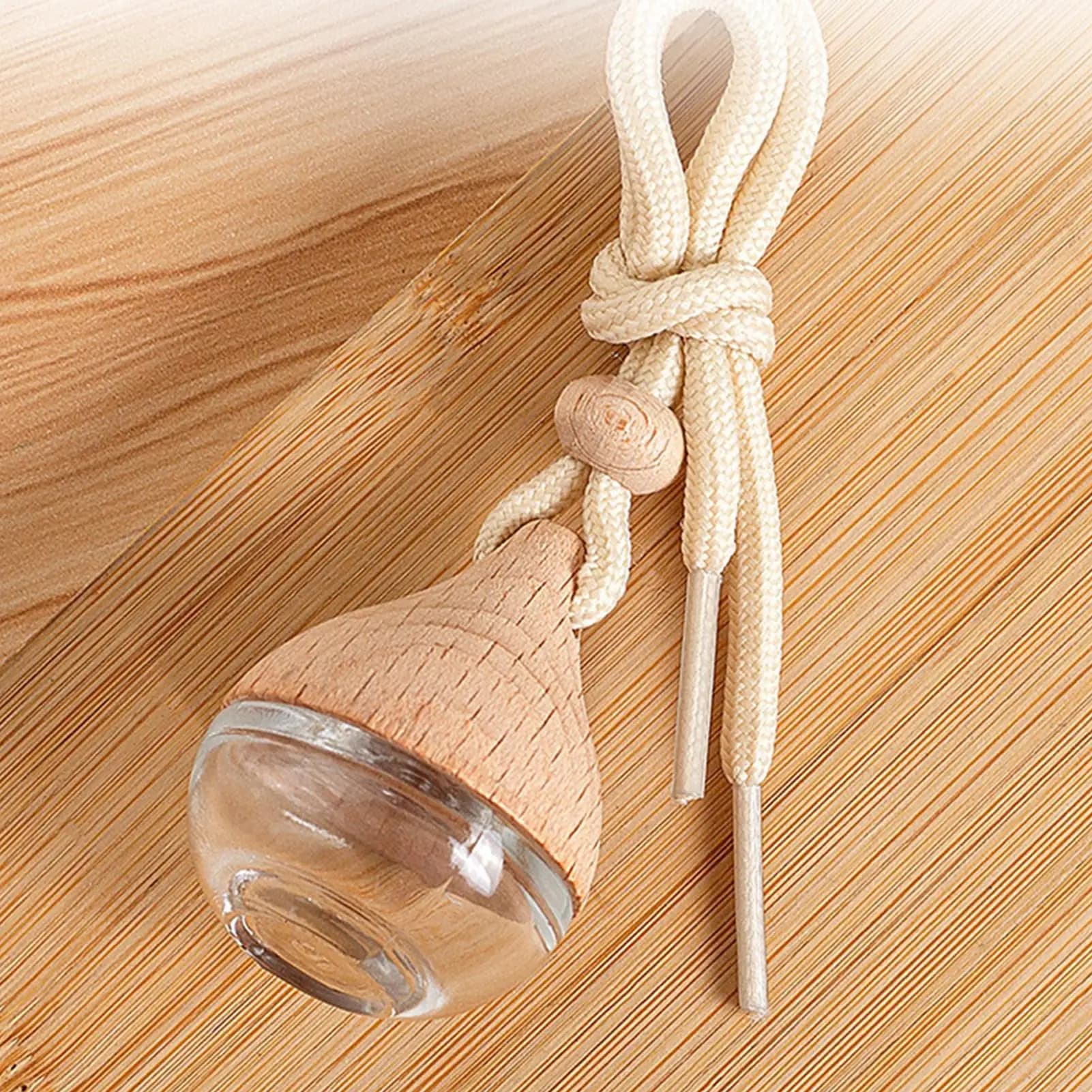 Vacuum Bottle for Auto Perfume Diffuser, Transparent Glass Water Drop Design, Elegant Auto Scenter with Cordino, Car Interior Accessories