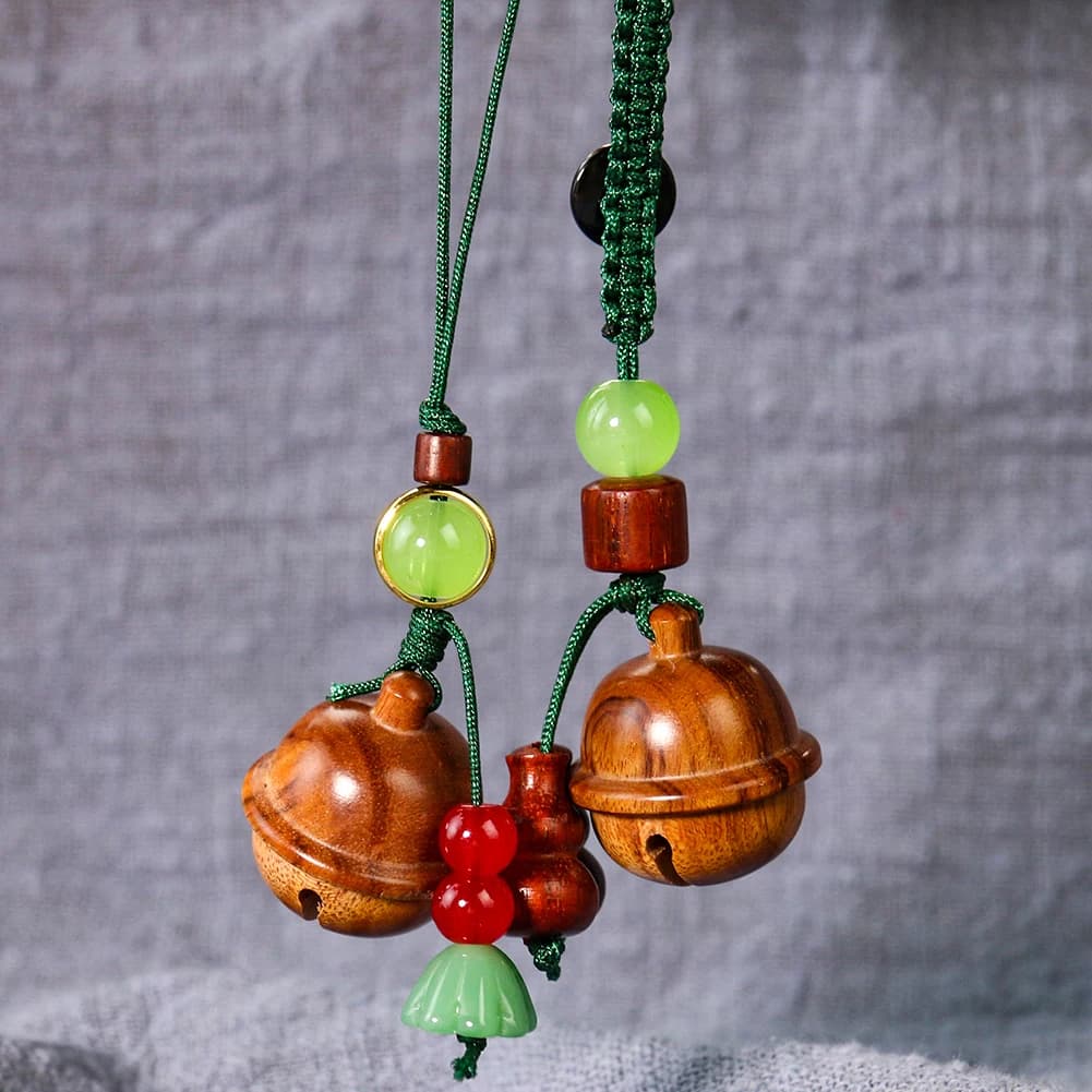 Wooden Small Bell Keychain Openable Aromatherapy Diffuser Pendant Phone Chain Charm Fragrance Hanging Healing Meditation Jewelry
