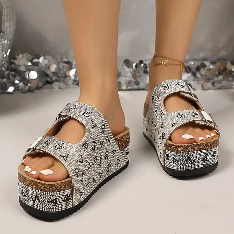 Ciabatte da Donna di Lusso con Strass 2026 Nuove, Punta Rotonda, Fondo Spesso, Fibbia in Metallo, Scarpe da Spiaggia Femminili, Sandali Casual Estivi