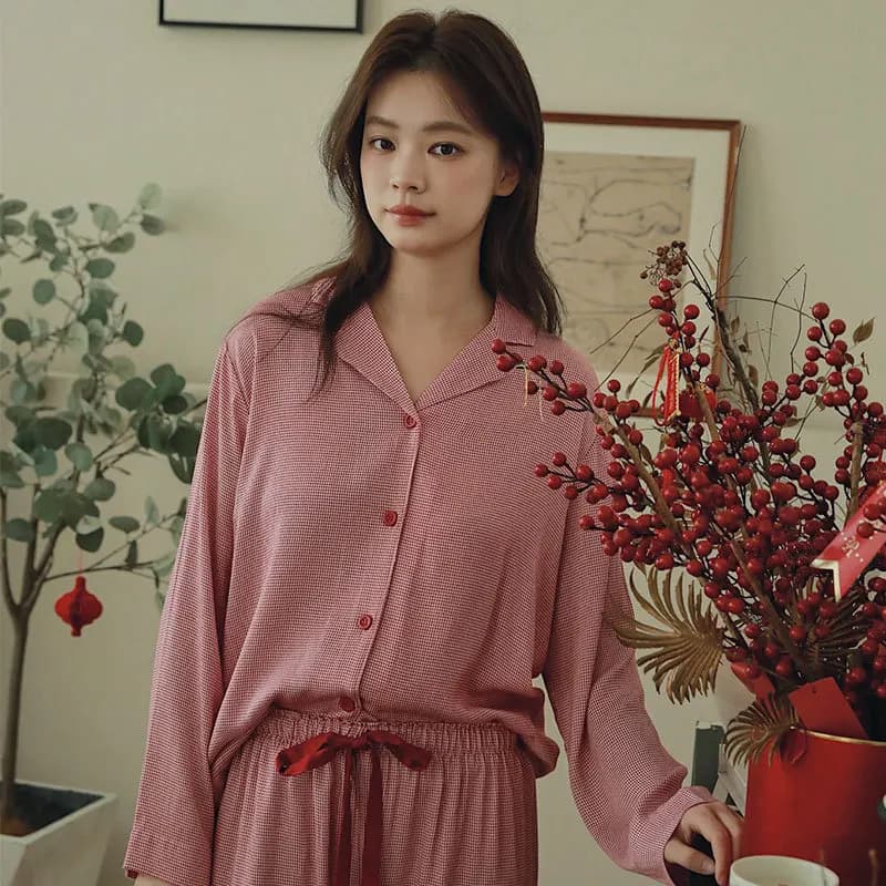 Luxury Viscose Satin Pajamas Women Drapey Red Micro Check Lapel Contrasting Buttons Elegant French Chic Long Sleeve Home Suit