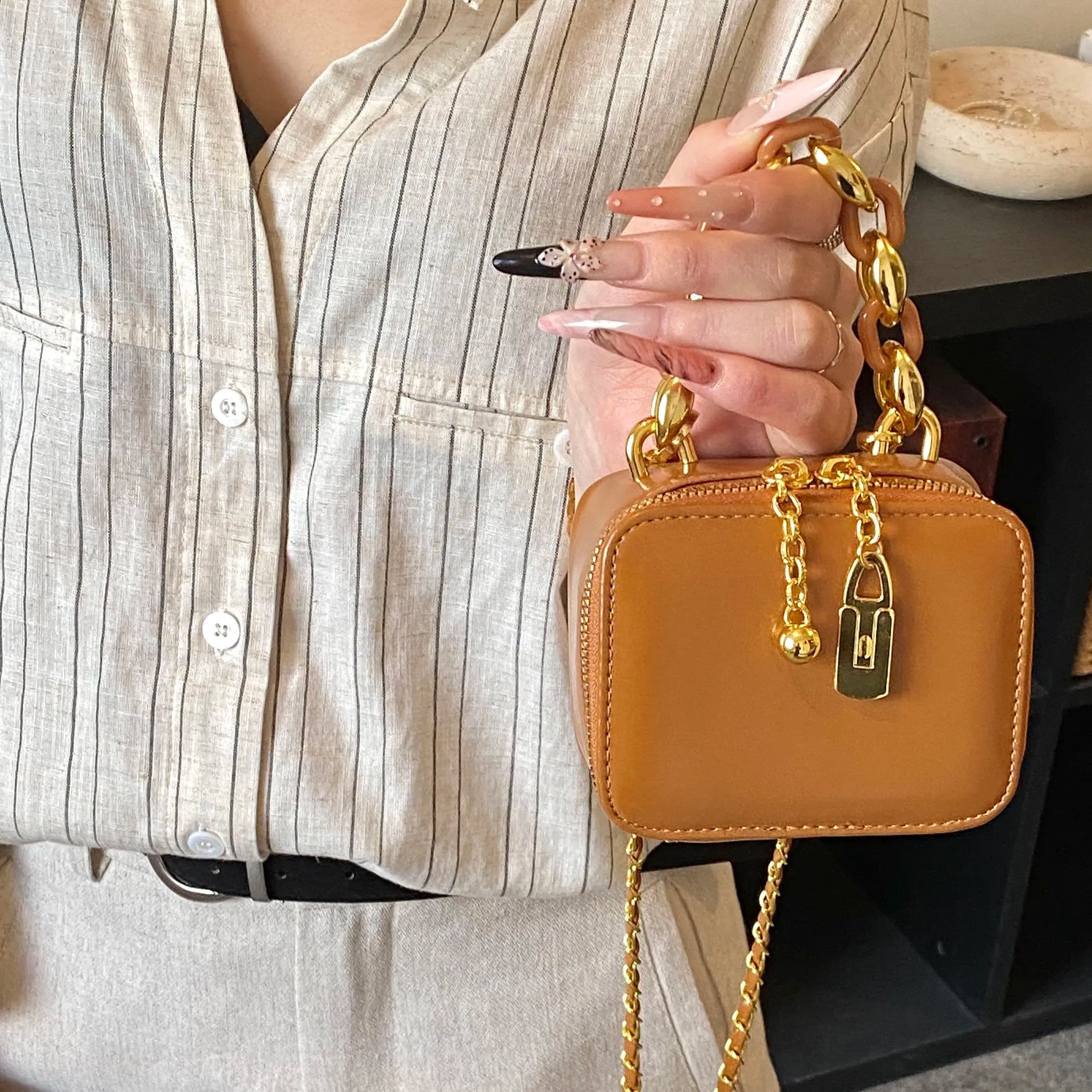 Nuova Borsa a Tracolla Piccola Quadrata 2026, Design Lussuoso e alla Moda, Mini Borse a Tracolla in Pelle Sintetica Stile Francese Casual per Donne