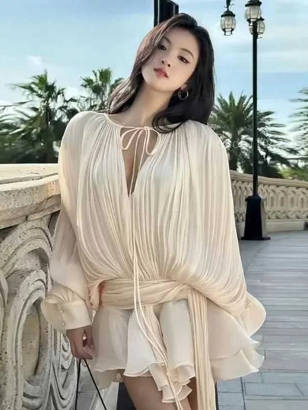 Elegante Abito Lungo da Donna in Pizzo con Maniche a Sbuffo e Scollo a V, Stile H CleanFit, in Misto Lino, per l'Inverno e il Tempo Libero Urbano
