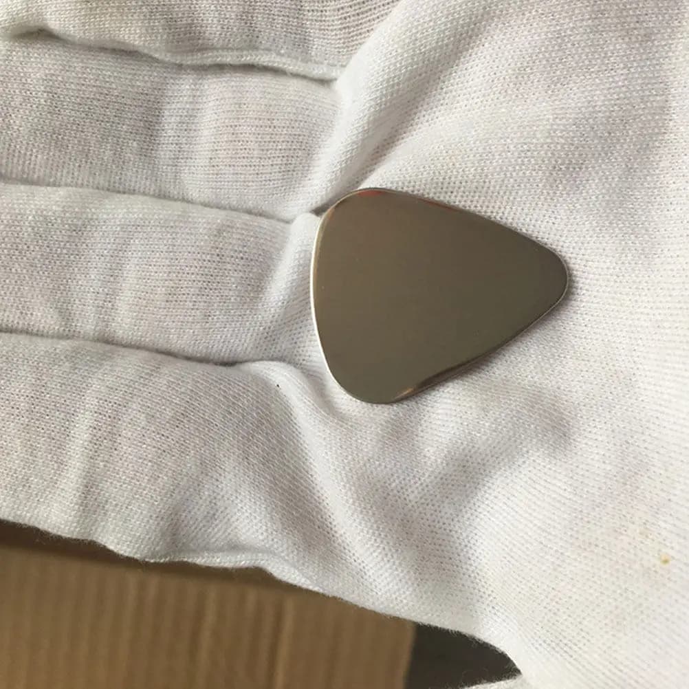 Set di 4 plettri per chitarra in acciaio inossidabile, risposta dei bassi migliorata, texture granulosa, per strumenti elettrici, acustici, bassi e ukulele