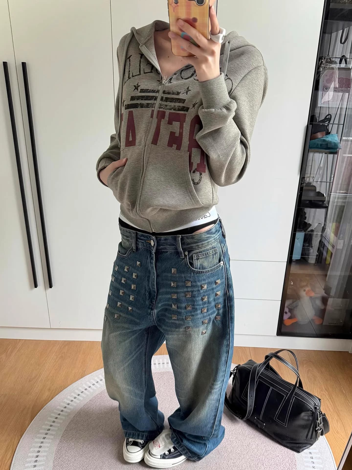 Jeans Retro Americans Washed with Square Rivets, Straight Leg, Unisex, Vintage Style, Comfortable fit, in Mixed Cotton and Polyester