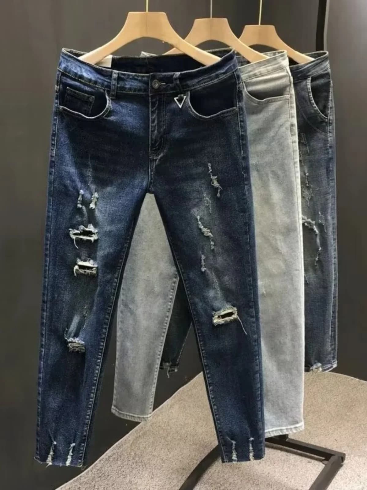 Jeans da Uomo Blu Scuro Slim Fit, Pantaloni a Tre Quarti Stile Coreano, Lavati ed Elastici, Trendy Casual, Vita Media, Jeans Estivi