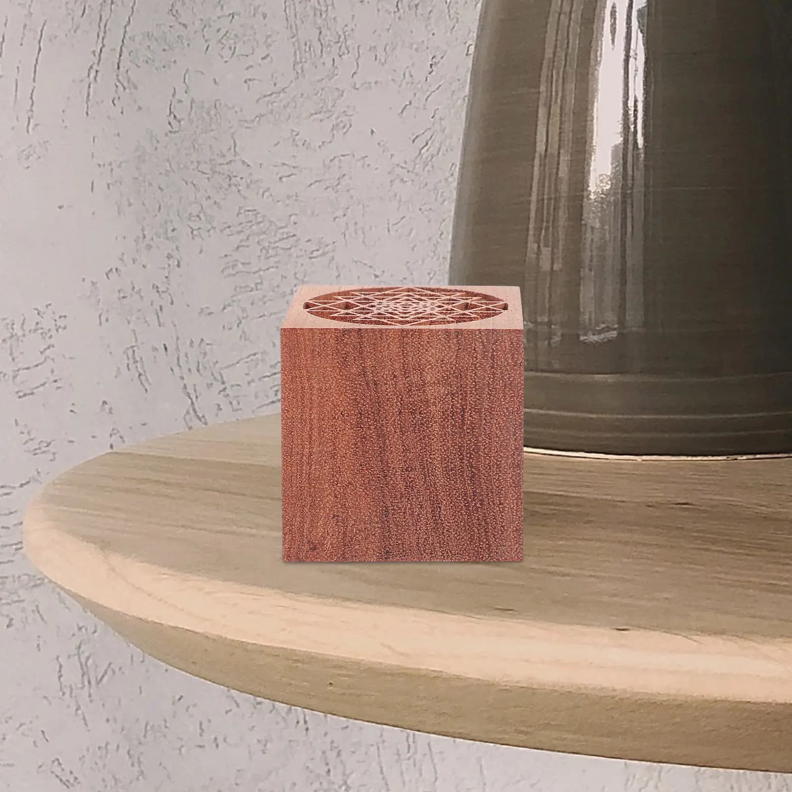 Diffusore di Oli Essenziali in Legno Naturale, Diffusore di Aromi per Auto, Ufficio e Casa, Ornamento Decorativo in Legno