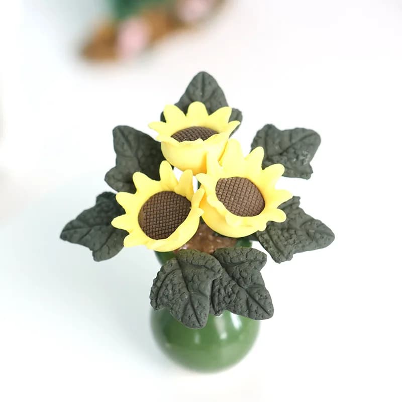 Giocattolo di girasole in miniatura per decorazioni e figurine di case delle bambole Fiori in argilla polimerica in miniatura