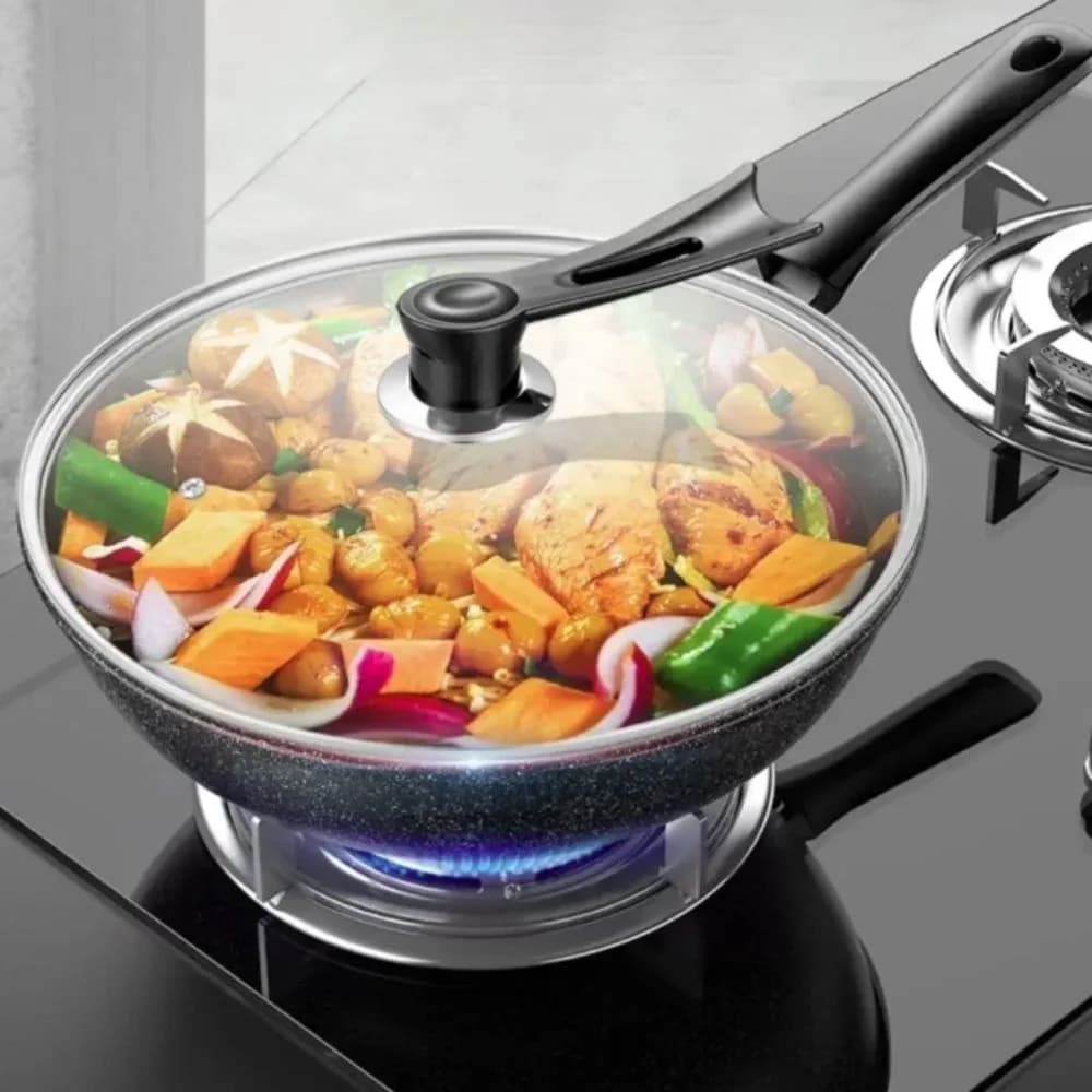 Lightweight Non-Stick Stir-Fry Pan Flat Bottomed with Lid Skillet Universal Frying Pan Cooking