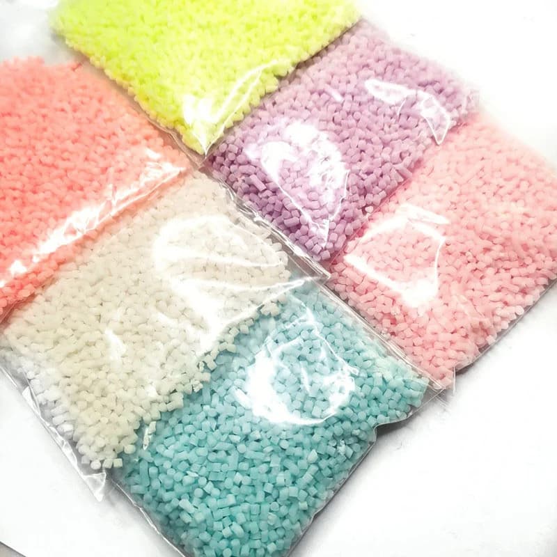 Caramelle luminose fette di argilla polimerica spruzza per forniture di melma artigianato fai da te Tiny Plastic Klei Glow In The Dark Cake Sprinkles