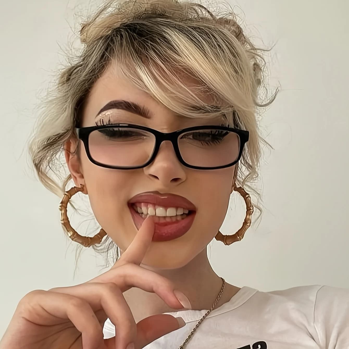 Women's minimalist plastic frame square rectangle transparent eyeglasses accessories - business casual, durable, fashionable, and trendy decorative glasses for women