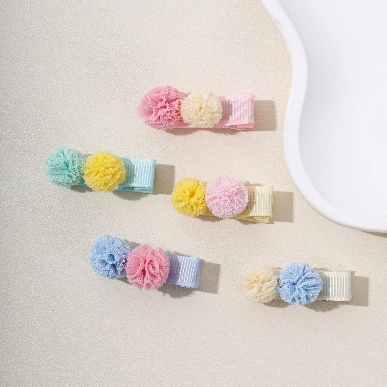 Set di 5 fermagli per capelli per bambina, colore caramella, con palline in chiffon, graziosi fermagli BB, accessori per capelli da principessa per bambine.