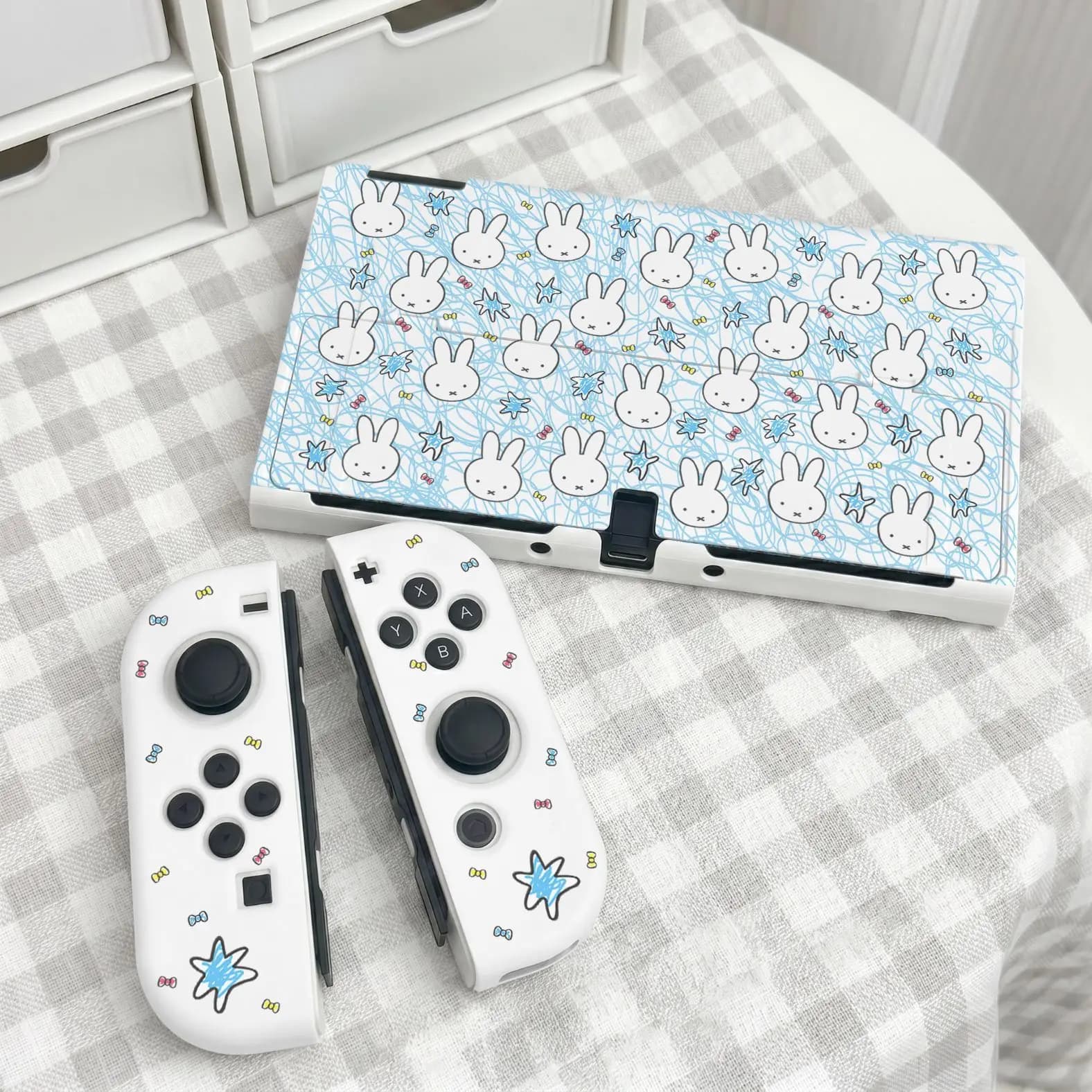 Custodia Protettiva Rigida Anti-caduta per Console da Gioco OLED, Design Miffy Cartone Animato, Carina e Adorabile