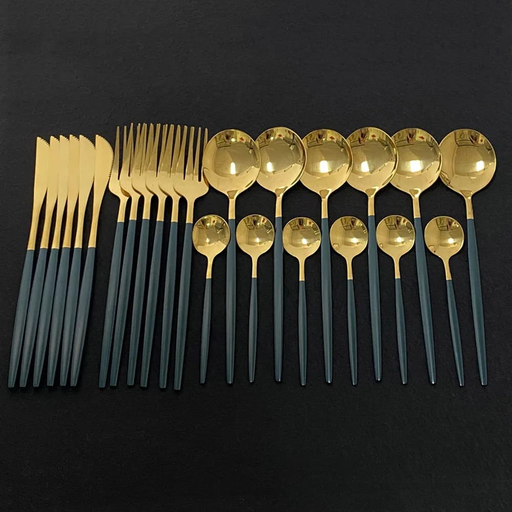 Set di stoviglie colorate 24 pezzi Set di posate in acciaio inossidabile Set di stoviglie in oro specchio da cucina Set di posate cucchiaio forchetta coltello