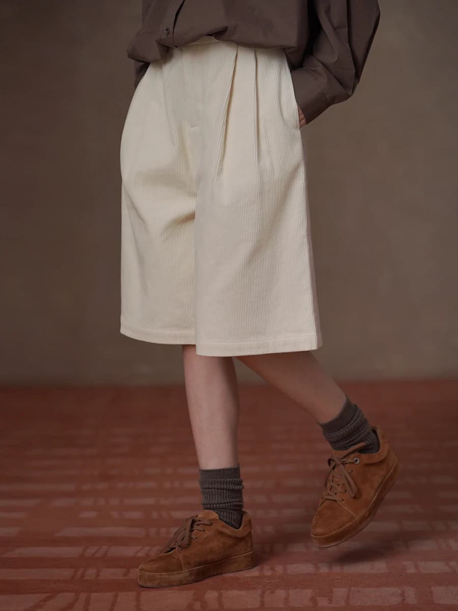 Shorts in Velluto di Cotone a Vita Alta per Donne, Casual, Gamba Dritta, Cinque Tasche, Chiusura con Cerniera, Comodi, Modellanti e Versatili
