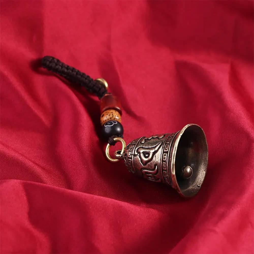 Ancient Brass bell Lanyard Pendants Six-word Mantra Tibetan Buddhism Lucky Rope Keyfob Car Key Chain Car Key Chain Key Rings