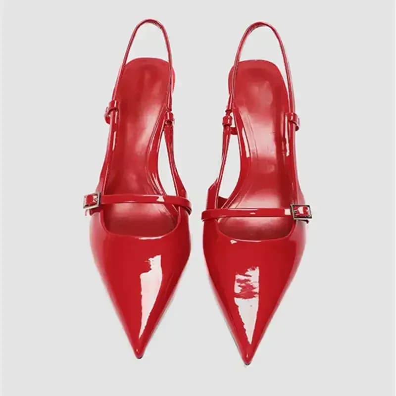Sandali sexy a punta da donna estivi tacchi alti sottili rossi per le donne cinturino da viaggio posteriore in pelle verniciata muli pompe da donna da sposa
