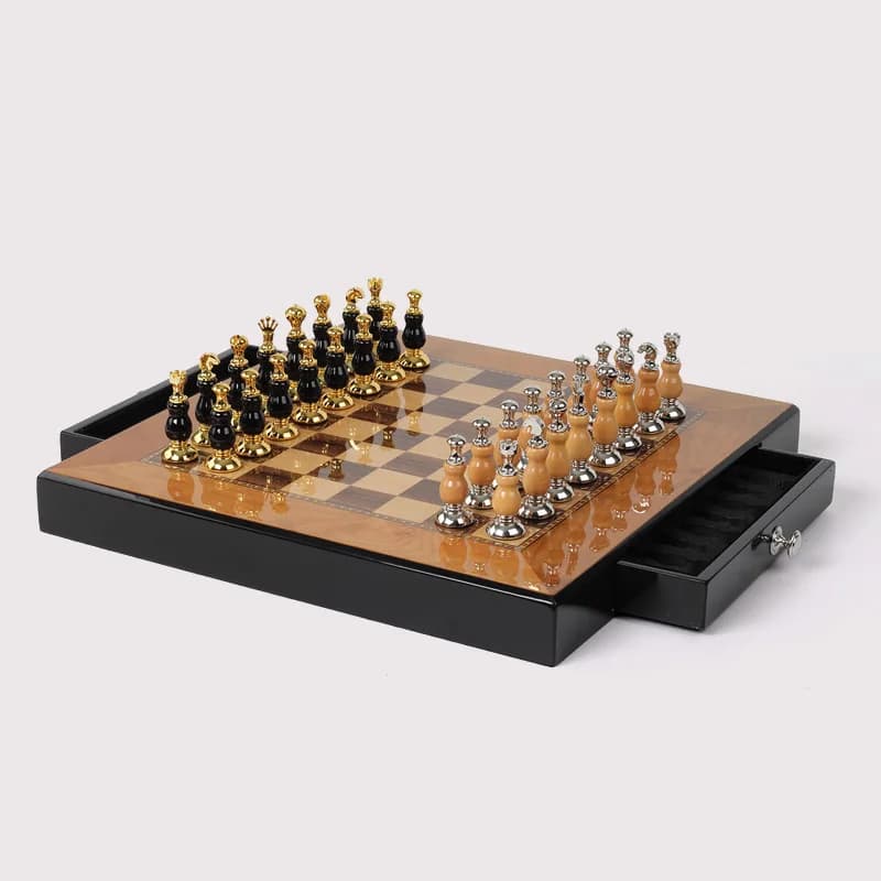 Home Decor Tabletop Craft Chess Set Luxury Ornaments Desktop European Style Sculptures Chess Games Decorations