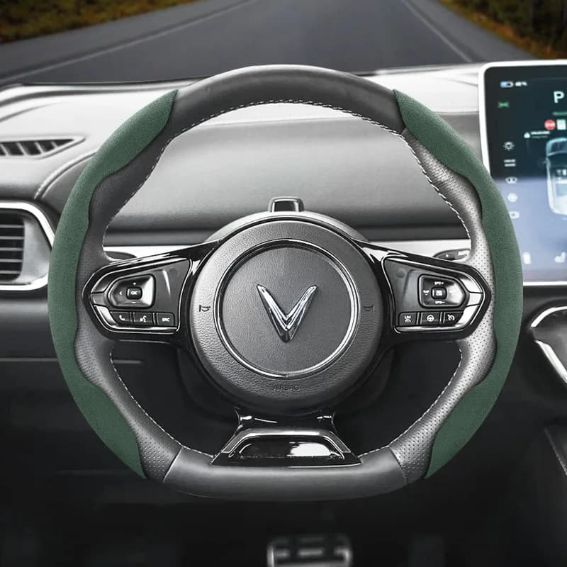Coprivolante in Pelle Scamosciata Segmentata Antiscivolo Adatto per Vinfast VF 3 5 6 7 E34 8 9 Herio Limo Green e Altri Modelli, Accessori Auto Neri, Rossi, Color Mocha