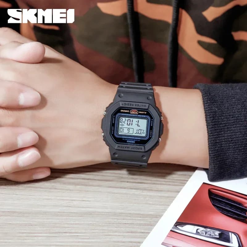 SKMEI 1628 Luxury Digital Men's Watches Sport Waterproof Electronic Men's Wrist Watch Military With Backlight 1988 Reloj Hombre