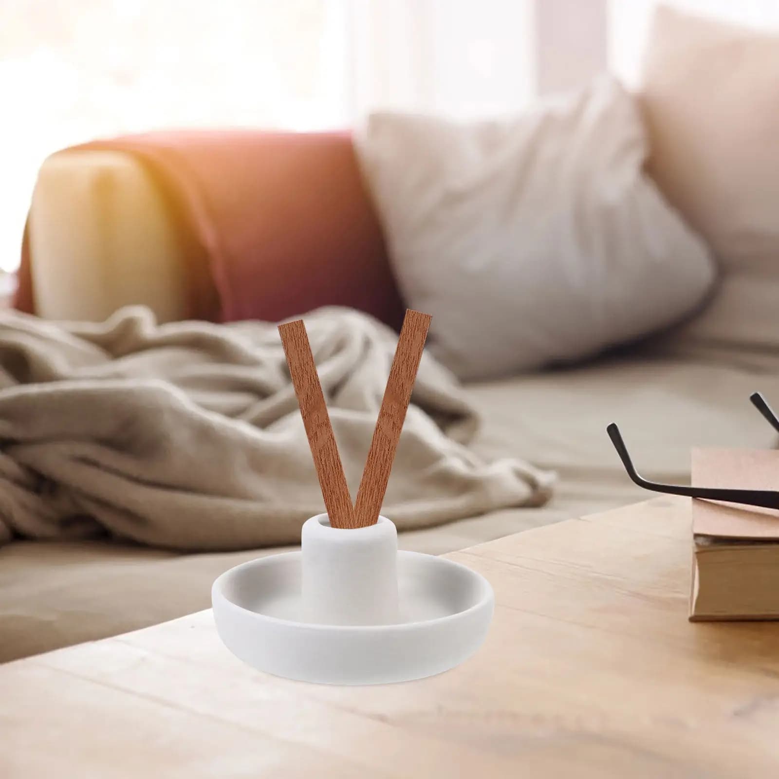 Porta Incenso in Legno Leggero con Base Piatta, Bruciatore in Legno dal Design Semplice, Decorazione da Tavolo