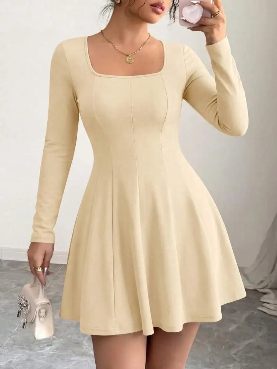 Mini abito da donna in maglia a maniche lunghe con scollo quadrato, casual ed elegante, autunno primavera inverno