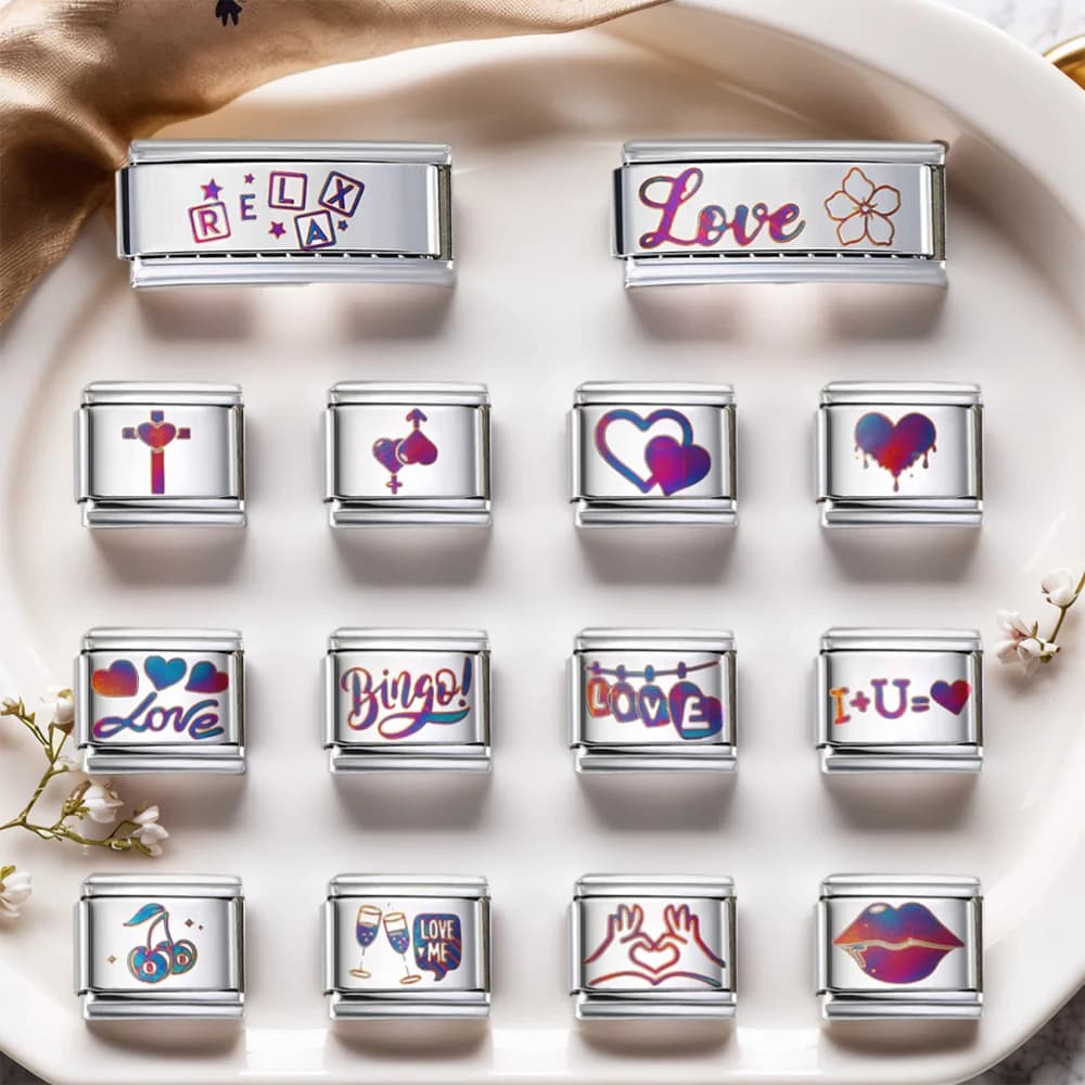 Charm Italiano con Incisione Laser UV a Forma di Farfalla, Cuore, Fiore, Stella, Luna, Gatto, Cane, Adatto per Bracciali in Acciaio Inox da 9mm, per Creazione di Gioielli Fai-da-Te