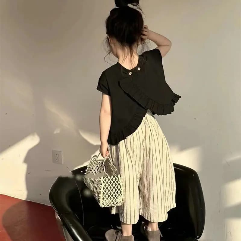 Estate nuovi vestiti per bambini Set per ragazze carino irregolare con spalle scoperte t-shirt + pantaloni a gamba larga a righe moda bambini Outfit