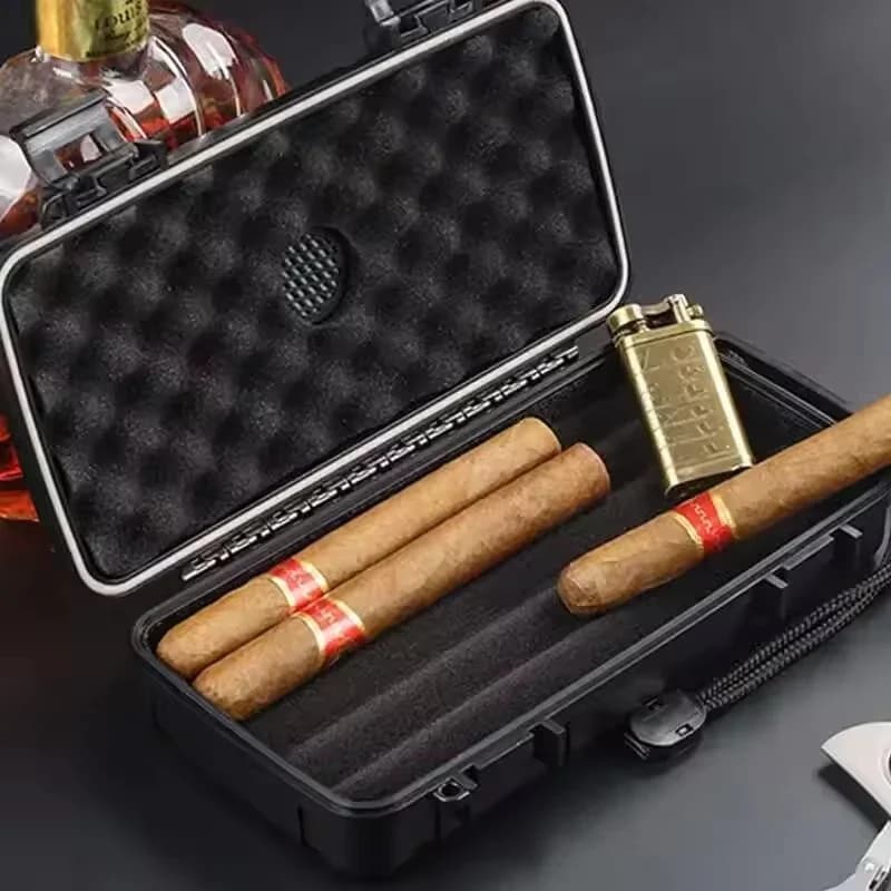 Nuovo Humidor Portatile per 4 Sigari con Umidificatore e Igrometro - Custodia da Viaggio Impermeabile in ABS, Regalo Accessorio per Fumatori