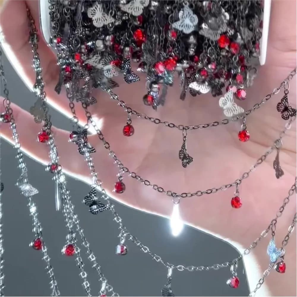 Catene di strass a farfalla rossa color canna di fucile da 1 metro Bracciale fai da te Collana Creazione di gioielli Forniture Abbigliamento Nappe Accessori