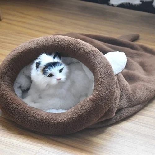 Cat litter warm and comfortable in winter Thickened pet litter Semi-closed small dog Sleeping bag Pet supplies