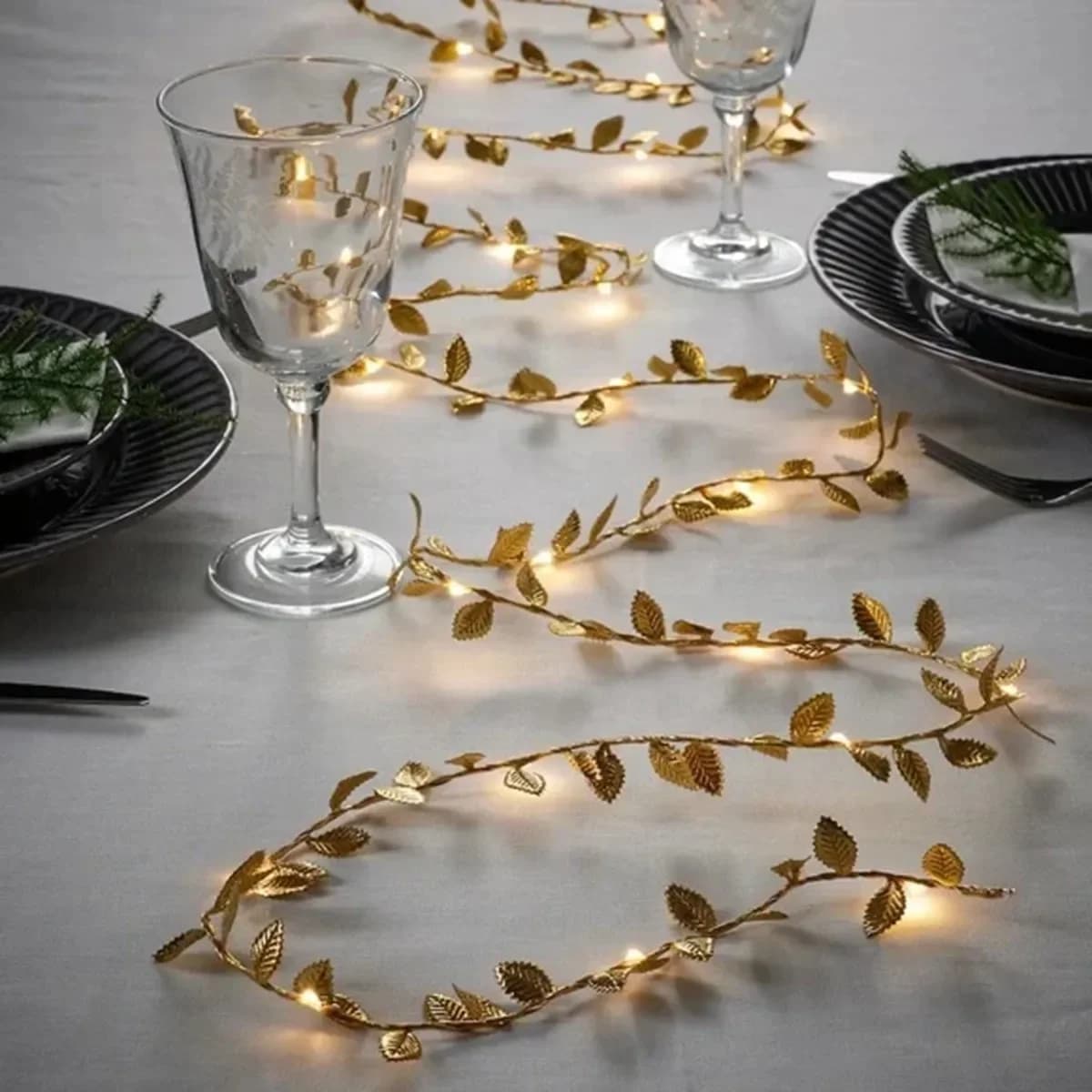 Piccole foglie dorate Fata Luce Nastro Foglia Batteria Powerd Led Filo di rame Luci della stringa per la cerimonia nuziale Festa a casa Decorazioni natalizie fai da te