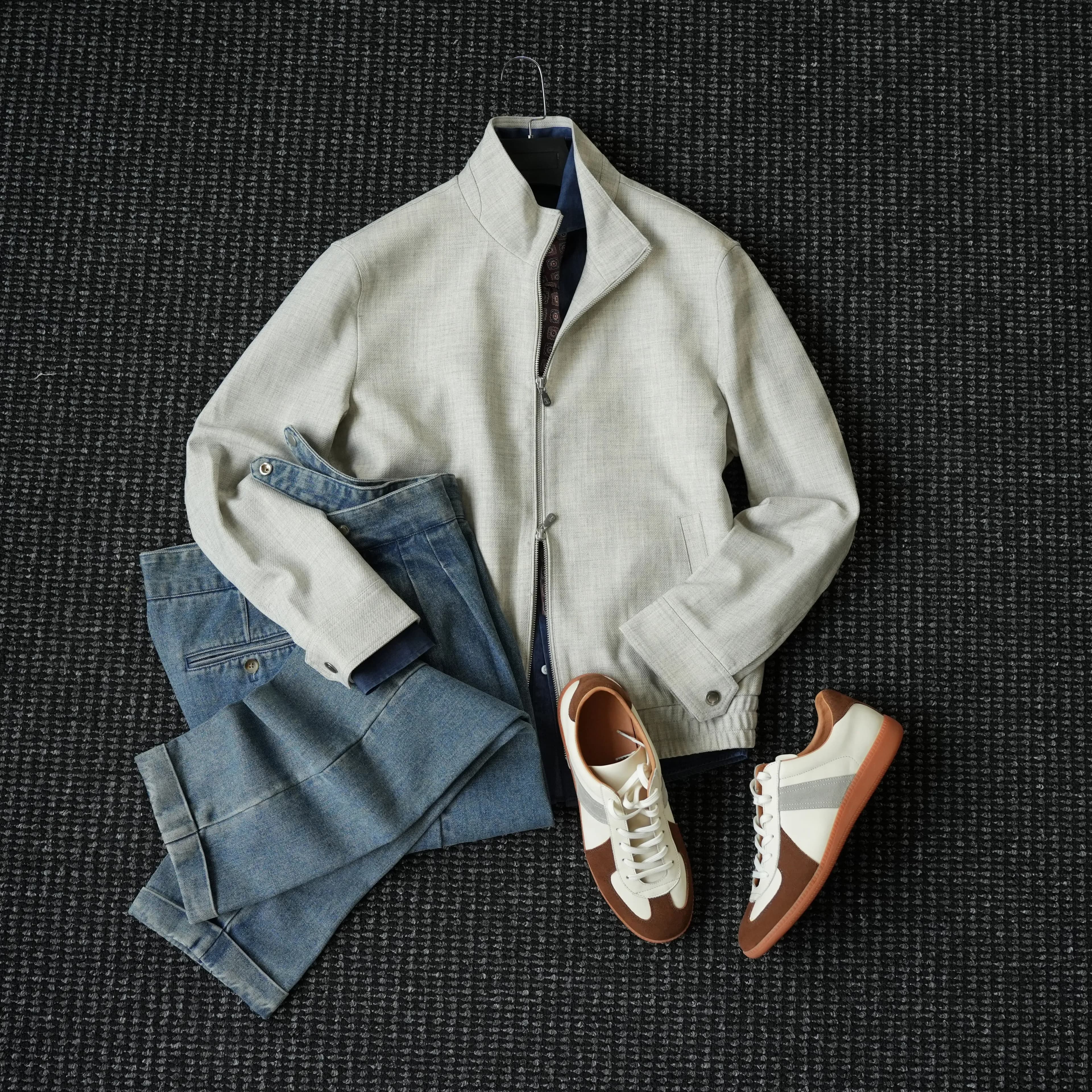 Giacca casual in lana con collo alto, stile old money, classica e versatile, per uomo, di alta gamma.