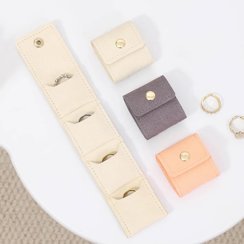 Borsa portaoggetti per gioielli a 4 scomparti Mini borsa portatile per gioielli Orecchini Collana Anello Borsa organizer Custodia per gioielli da viaggio