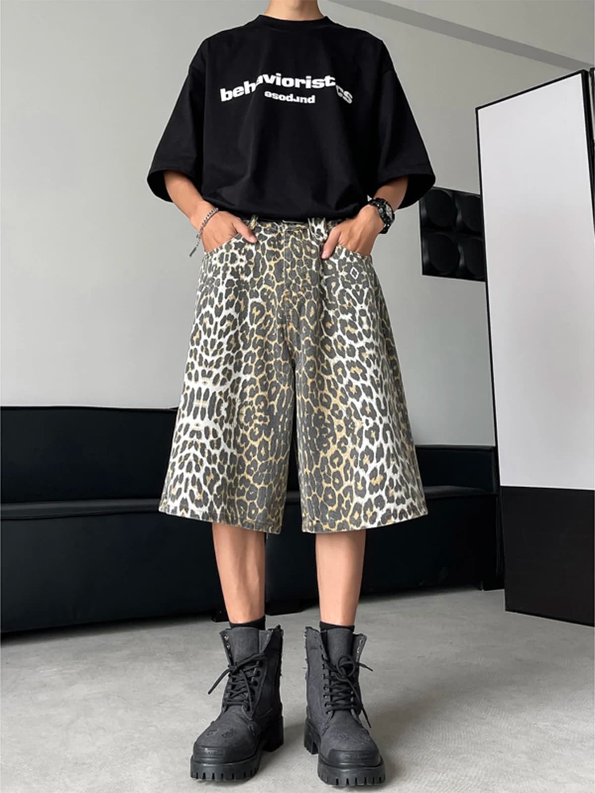 Retro American Wide Leg Leopard Print Jeans Shorts Men's Casual Loose Straight Cut Summer Jeans Pants Youth Fashion Trend