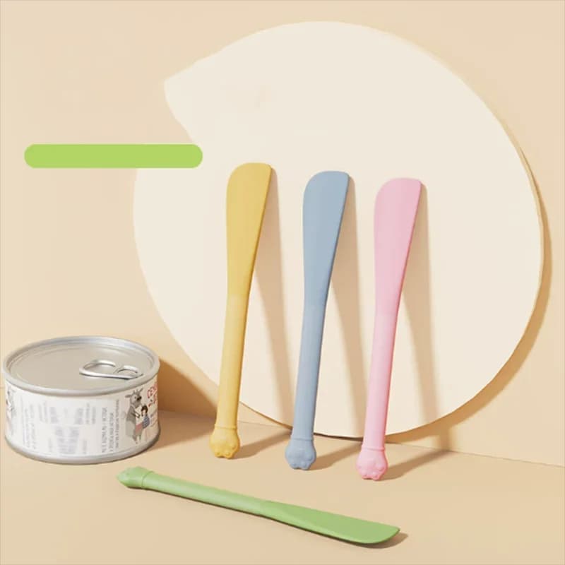New popular multi-purpose pet feeding spoon with can opener seal cover, long handle, used for canned food for dogs and cats