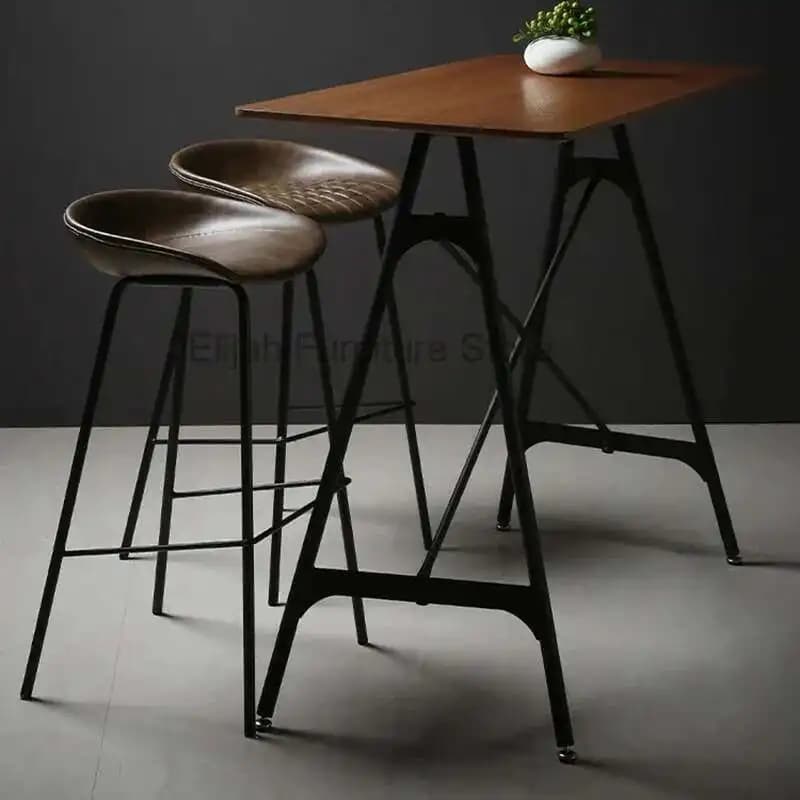 Sedia da bar in ferro stile industriale Schienale in metallo Sgabello con gambe alte Mobili semplici e alla moda Taburete Alto