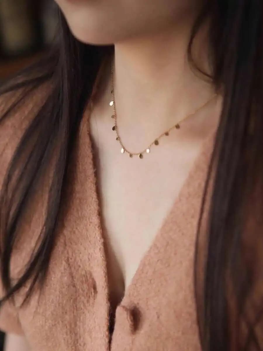 1pc Stylish Stainless Steel Round Pendant Necklace for Women Perfect for Everyday Wear