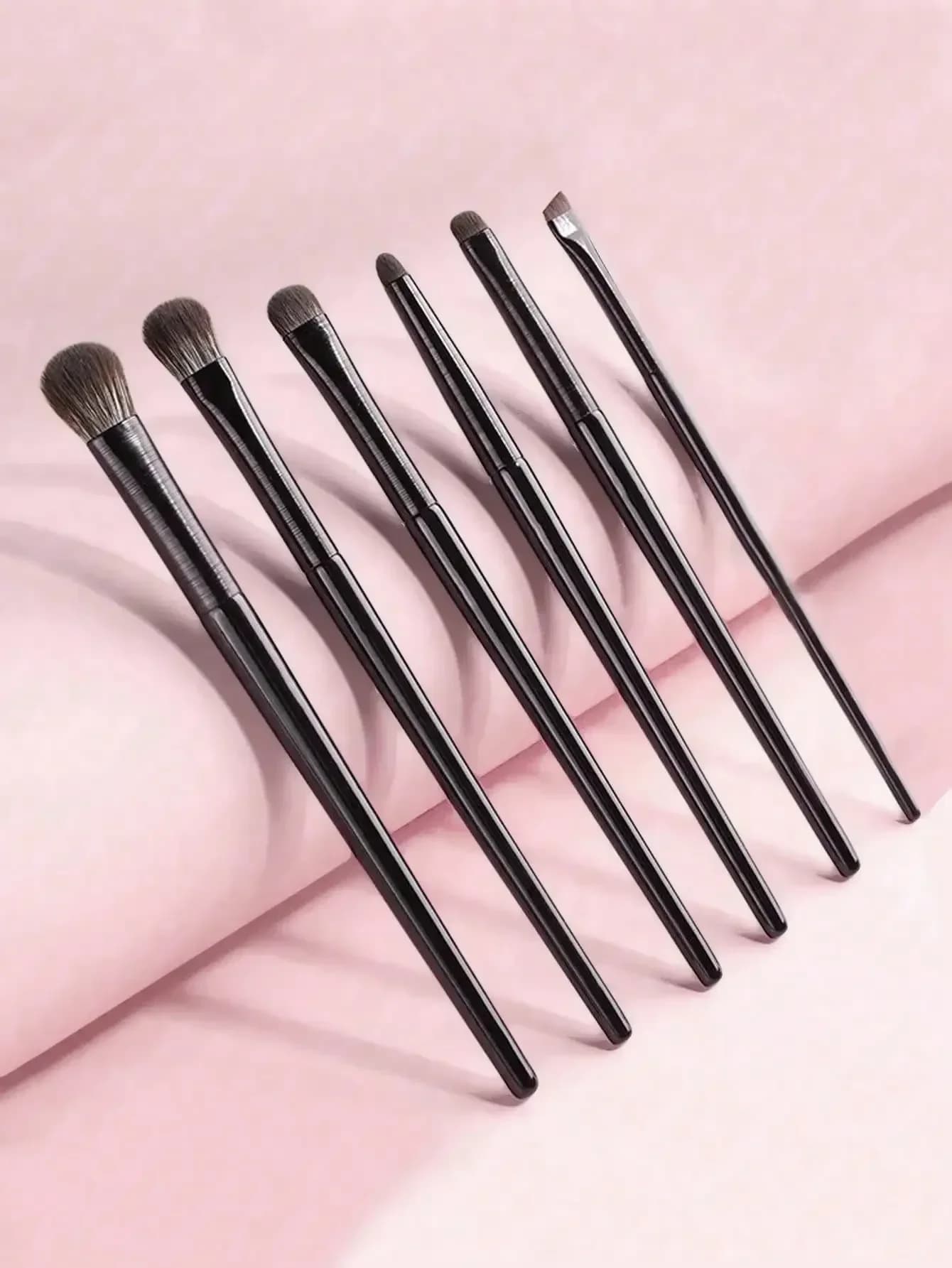 Set di 6 pennelli per trucco a setole morbide, inclusi pennelli per ombretto, sfumatura, correttore, pennelli piatti, angolati, per eyeliner - Trucco