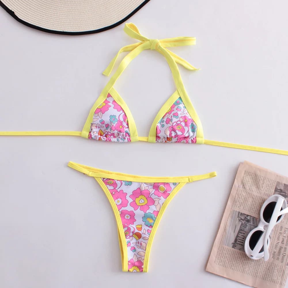 Costume da bagno bikini senza schienale con stampa carina Tangas Triangolo con bordo floreale Halter con spalline Costumi da bagno Donna Micro abiti da spiaggia Costume da bagno