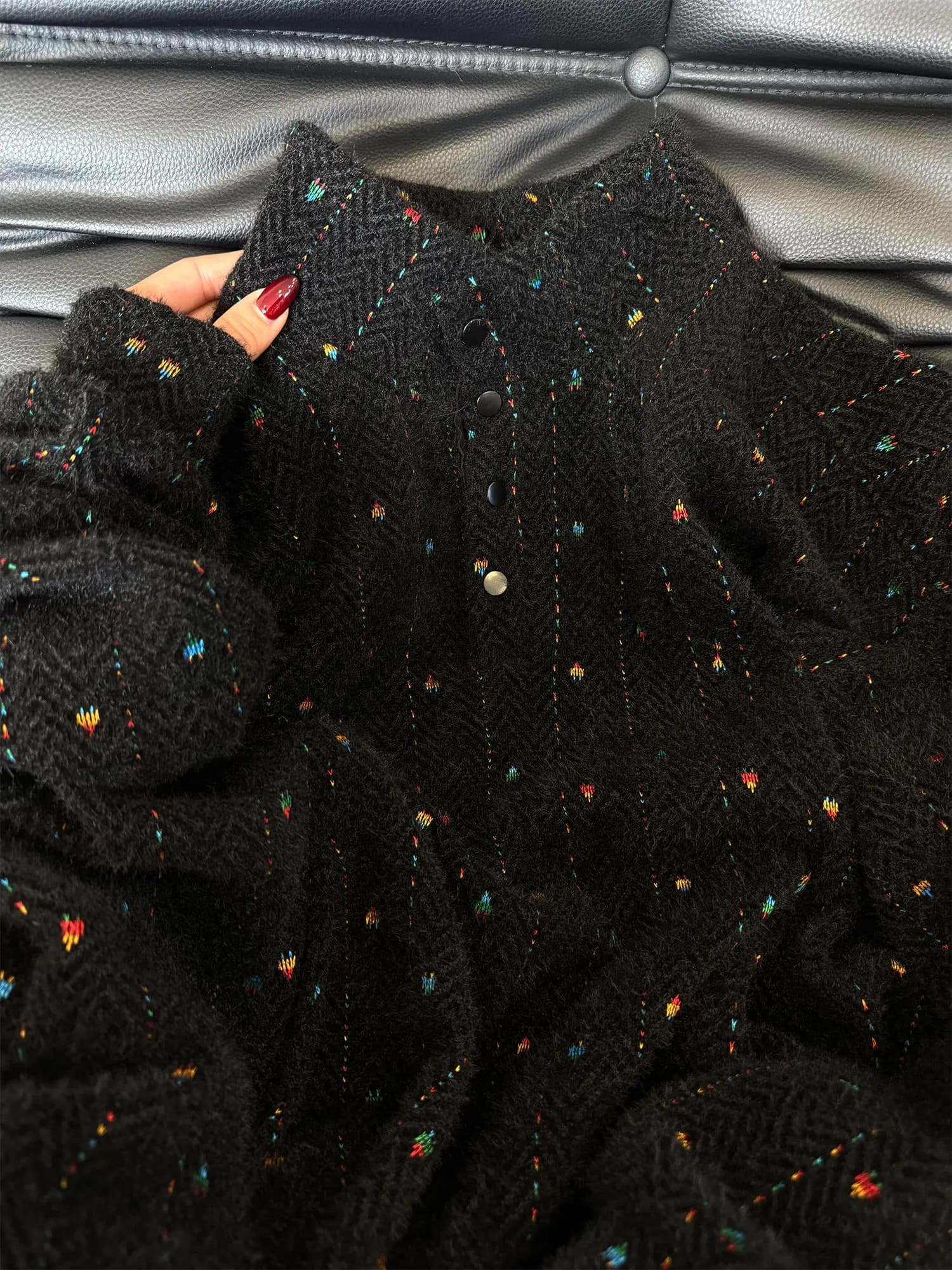 Felpa con Cappuccio Elegante con Ricami Elaborati, Versatile per Donna, Autunno Inverno, Maniche Lunghe, Colore Sfumato Arcobaleno