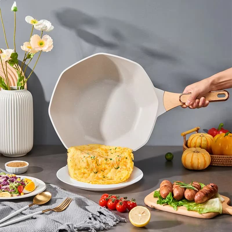 Anti-adhesive pan, Wok, Home Use pot, for Eggs and Steaks, Compatible with Gas and Induction cookers, Universal Anti-adhesive pan